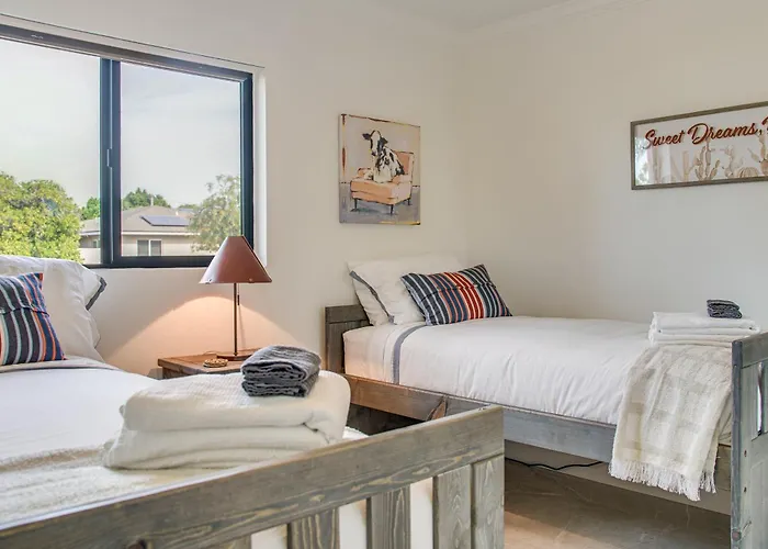 Fun W/ Friends! Old Town Escape W/ Outdoor Oasis Scottsdale