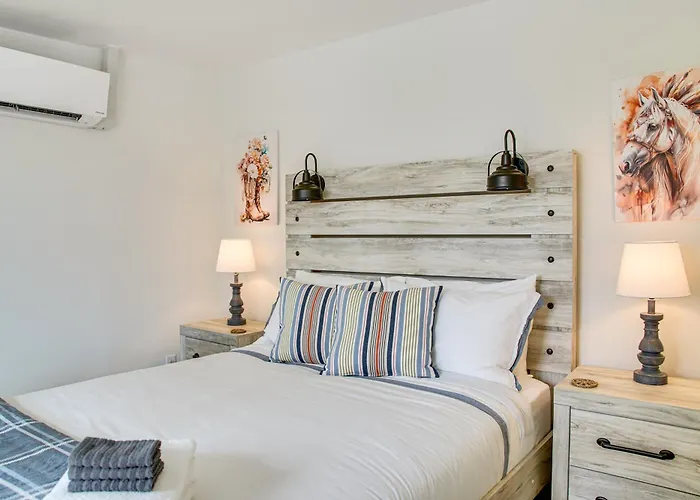 Holiday home Fun W/ Friends! Old Town Escape W/ Outdoor Oasis